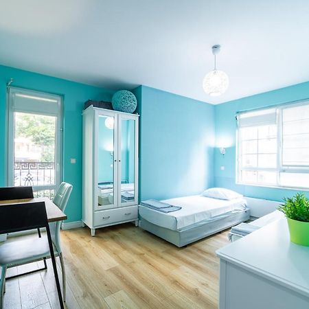 Colibri Central Apartment Varna Bagian luar foto