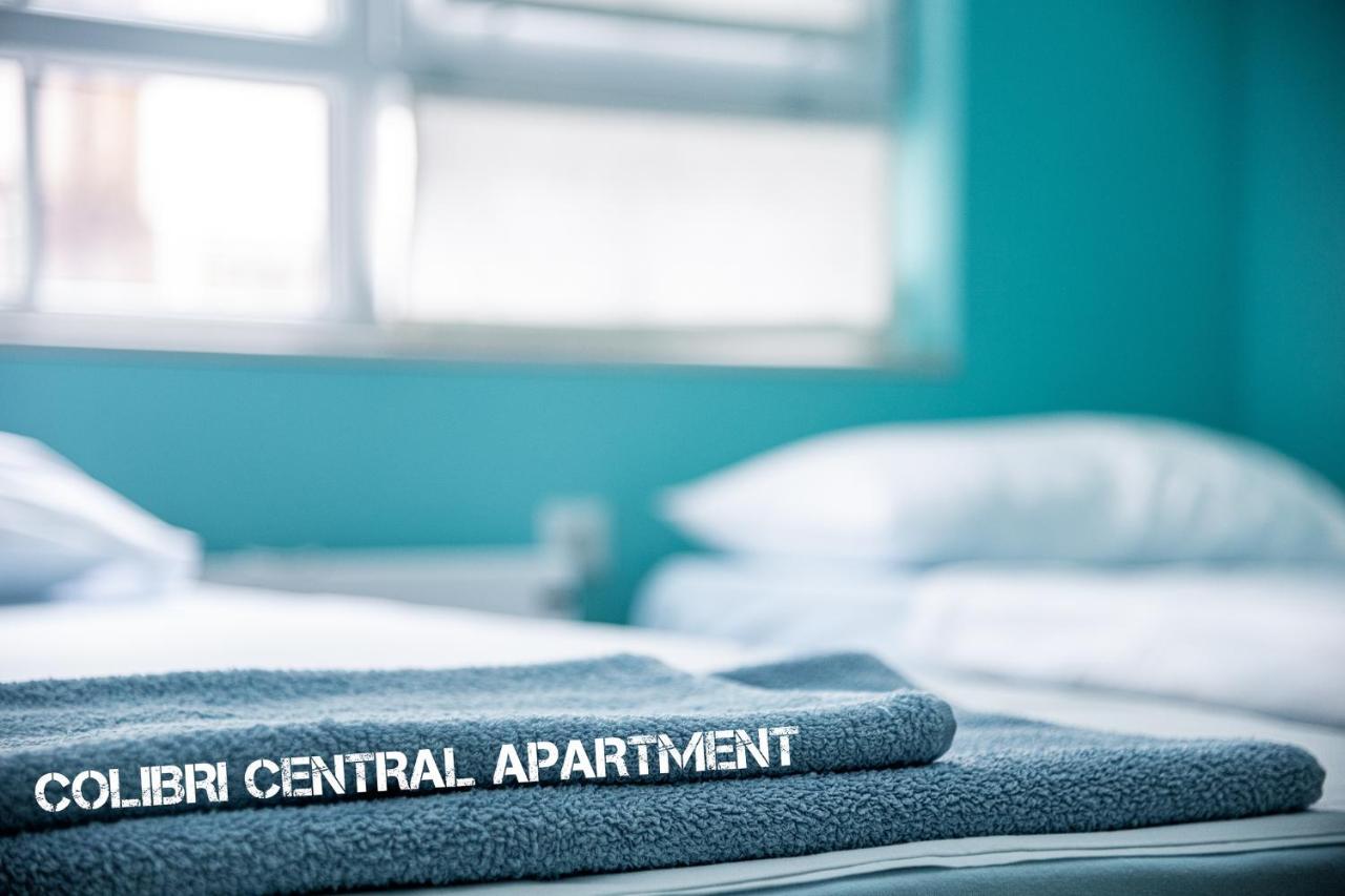Colibri Central Apartment Varna Bagian luar foto