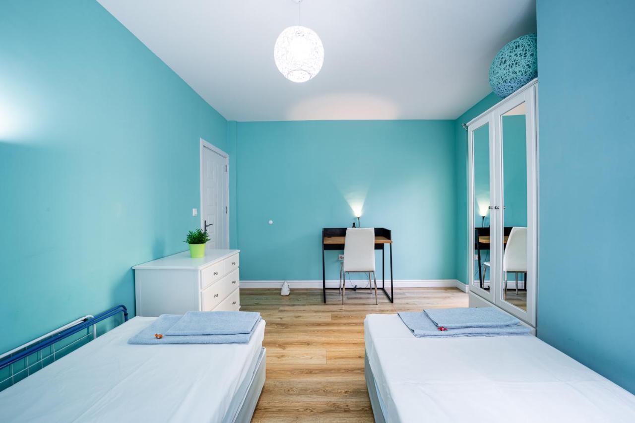 Colibri Central Apartment Varna Bagian luar foto